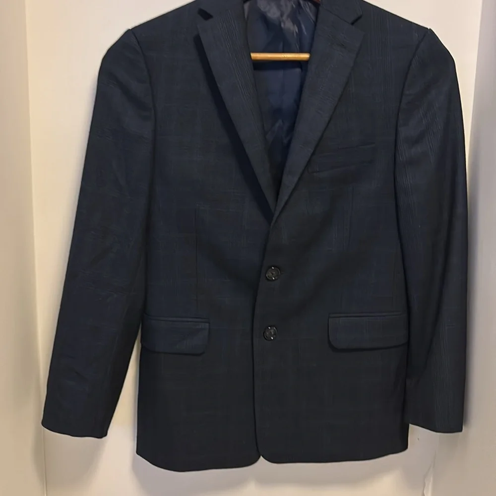 MICHAEL KORS SPORTS COAT SIZE 14 YOUNG MEN BLUE WITH BLACK PLAID LIKE DESIGN